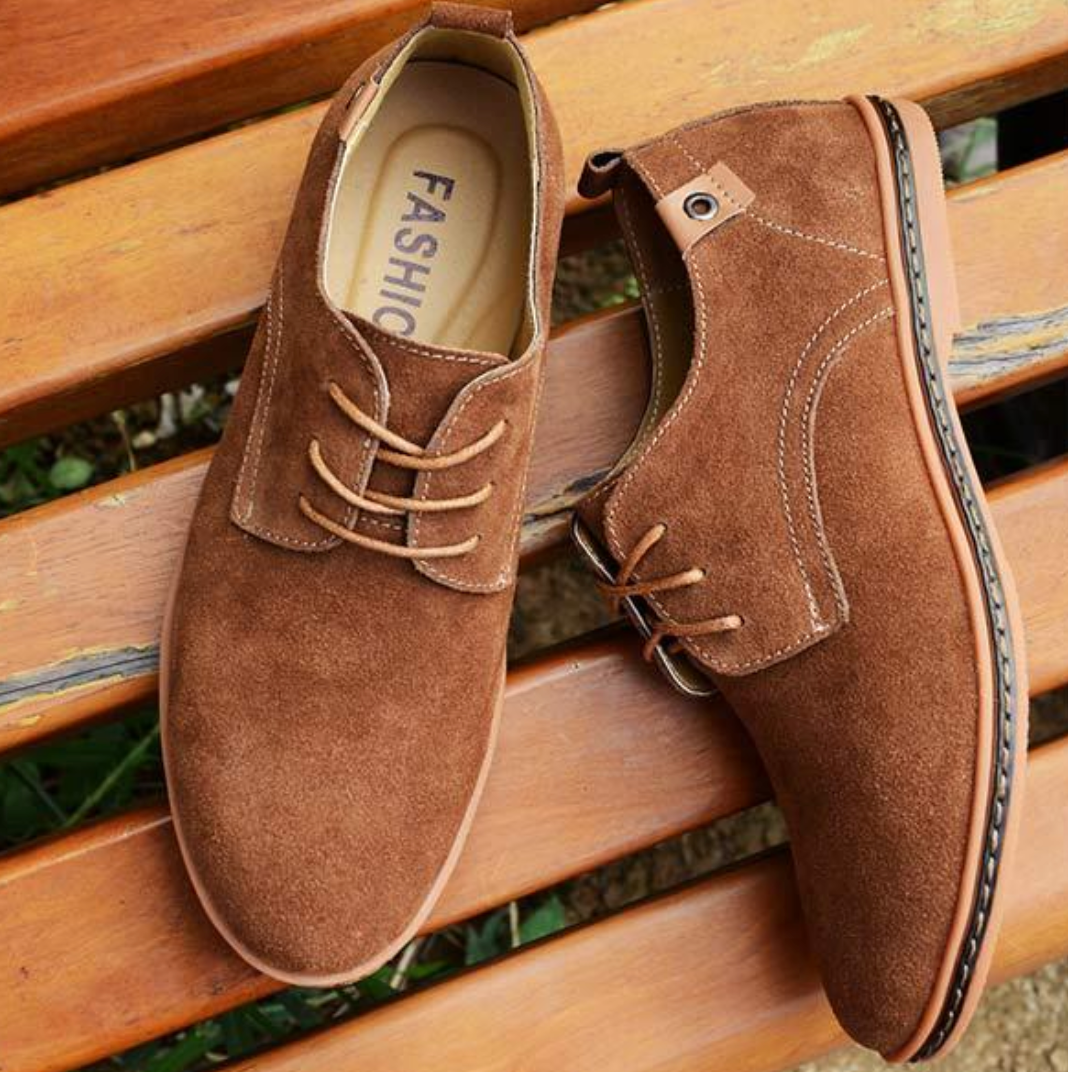 Heren kostuum veterschoenen van suede